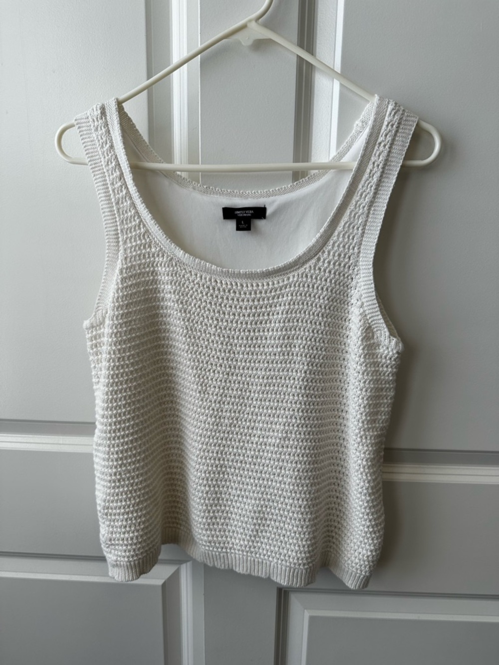 Simply Vera Vera Wang Women’s White Knit Tank Sleeveless Scoop Neck Lined Sz. L